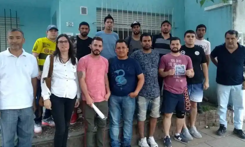 Trabajadores de OPP Film tras la reunión con el Observatorio de Políticas Laborales de Pilar.