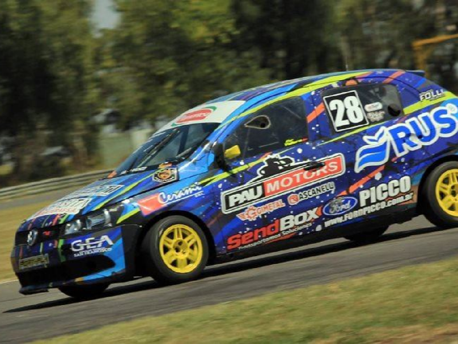 Vallero fue séptimo en la vuelta del Car Show