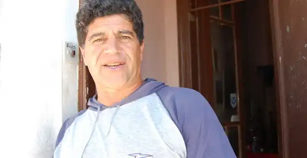 En Larroque, Central presentó a Guillermo Ríos como nuevo entrenador