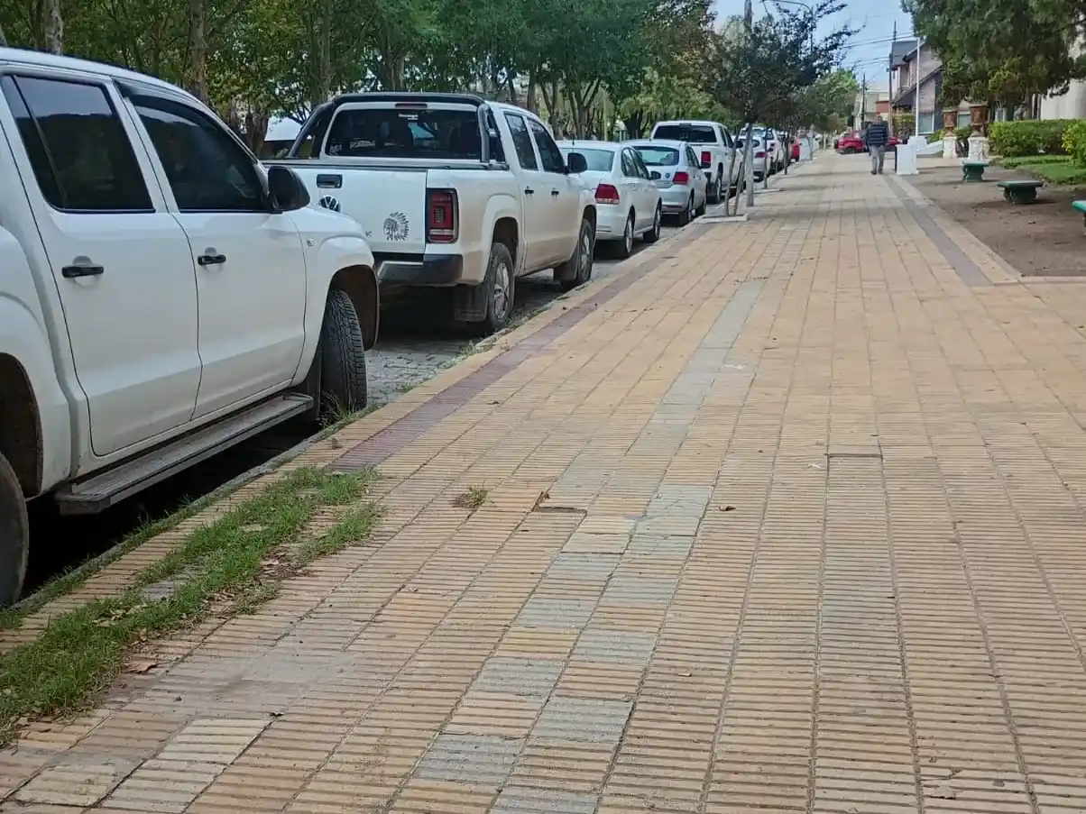De la reunión participaron autoridades policiales y municipales.