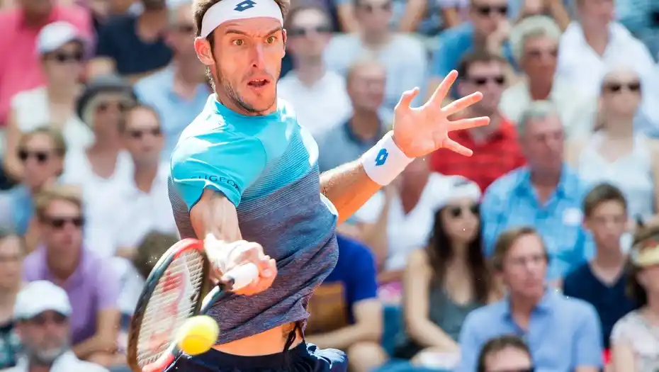 Mayer se hizo un lugar en los octavos de final