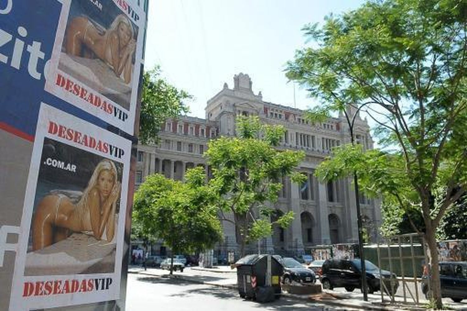 Pese a la prohibición, Clarín publicó unos 157 mil avisos de oferta sexual