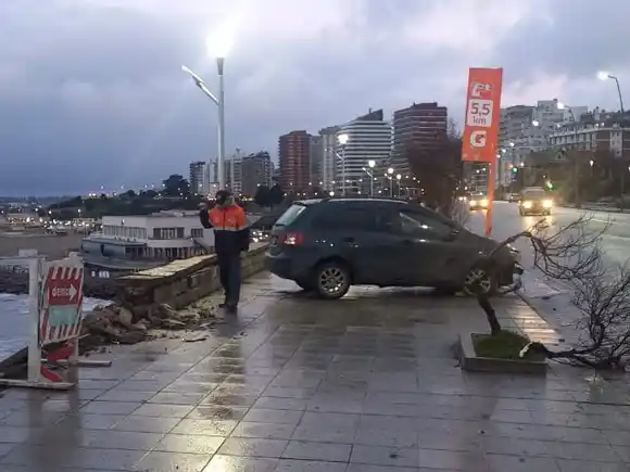 Despiste y choque contra un paredón: test de alcoholemia negativo