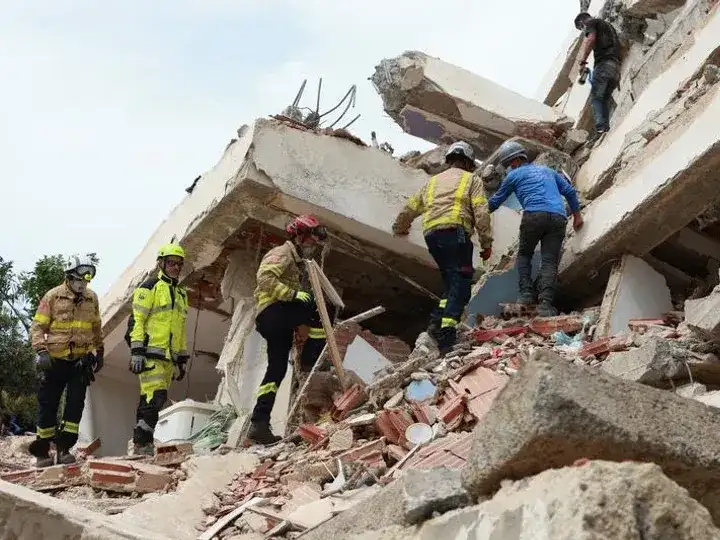 Sube a 2.295 la cifra de personas fallecidas tras los terremotos en Venezuela