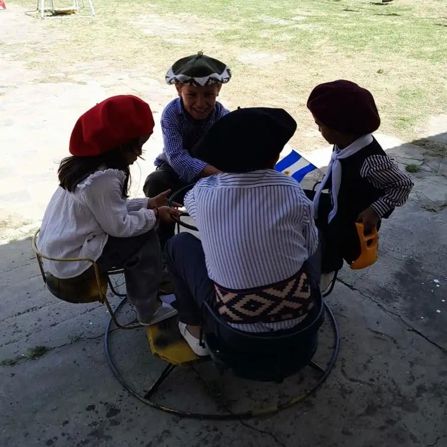 Escuelas rurales celebraron el Día de la Tradición con una muestra conjunta en la Escuela 36 Juan Francisco Seguí