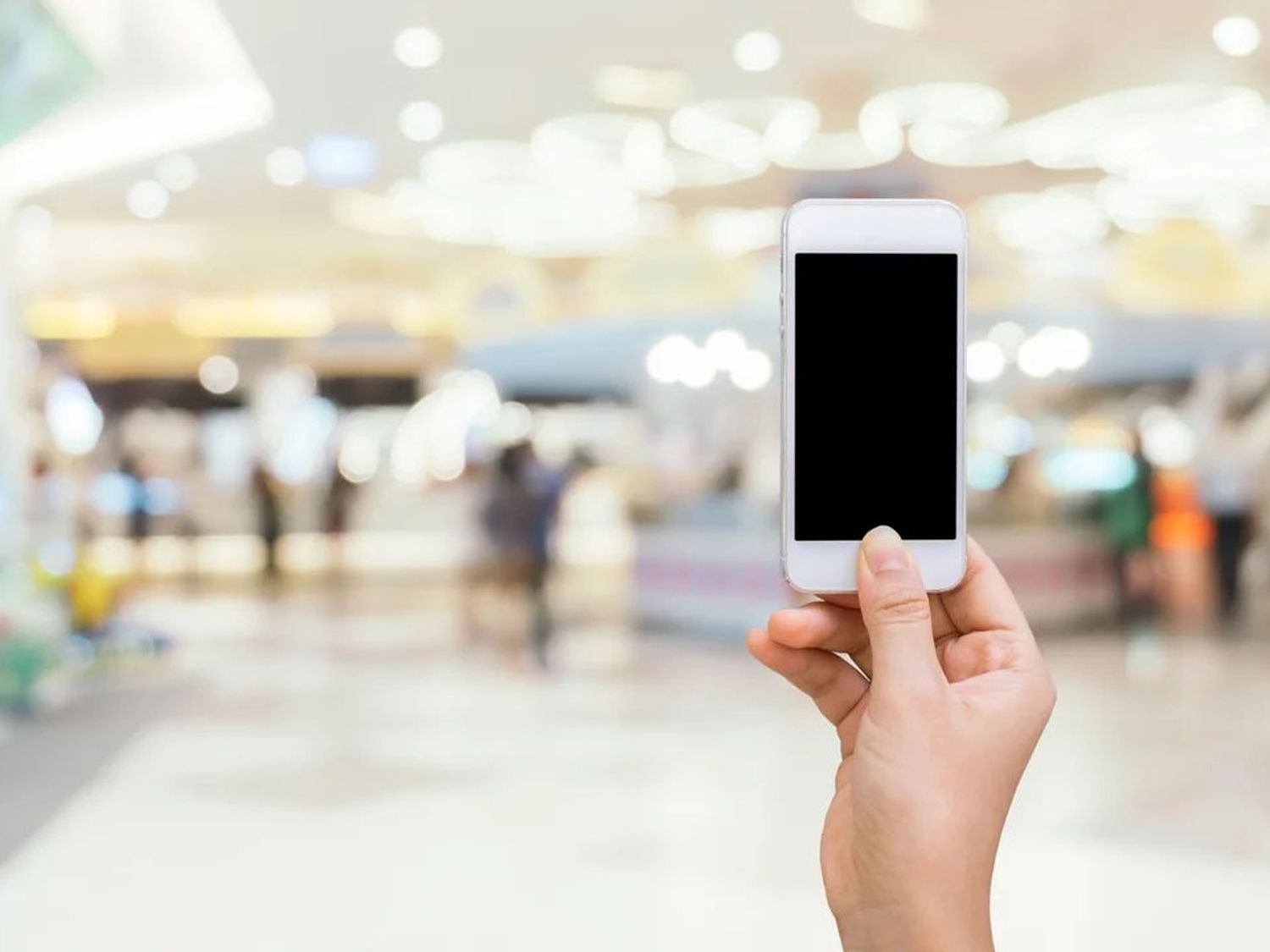 El Gobierno eliminó los impuestos para importar celulares