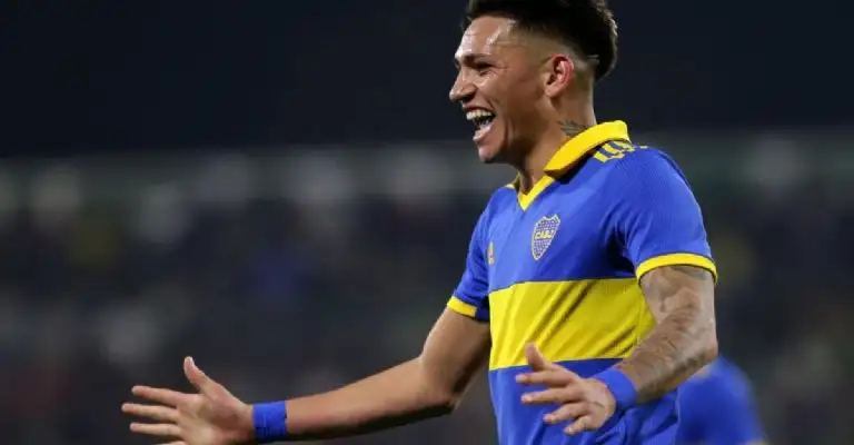 El delantero Luis Vázquez
