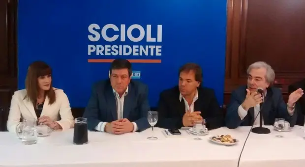 Otra pérdida para Massa: La "Tigresa" Acuña volvió al FpV