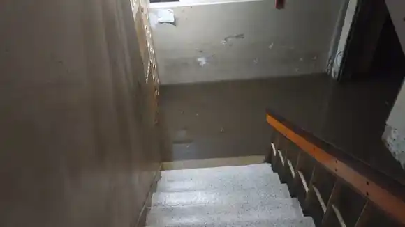 ONDA TROPICAL 47 inunda a GUARENAS Y GUATIRE