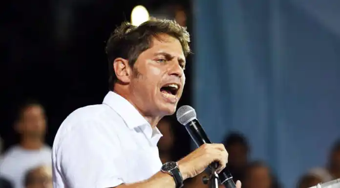 Mal momento para Kicillof en un acto