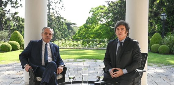 Fernández y Milei tuvieron una primera reunión de transición "respetuosa e institucional"