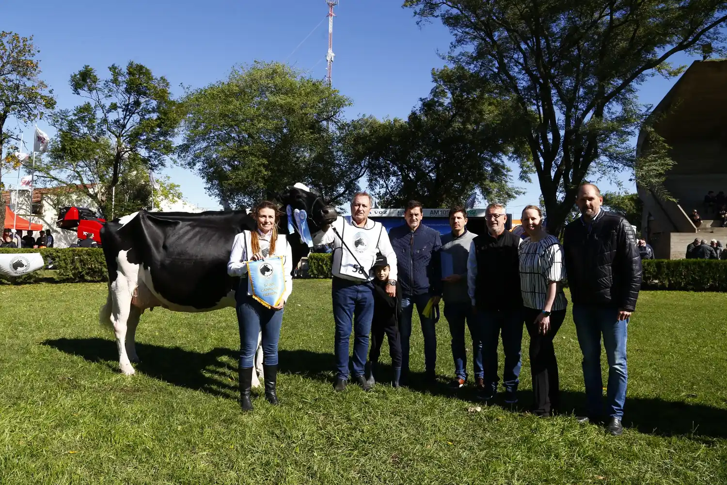 La Gran Campeona Hembra (box 58) pertenece la cabaña “La Lilia” de Horacio Barberis