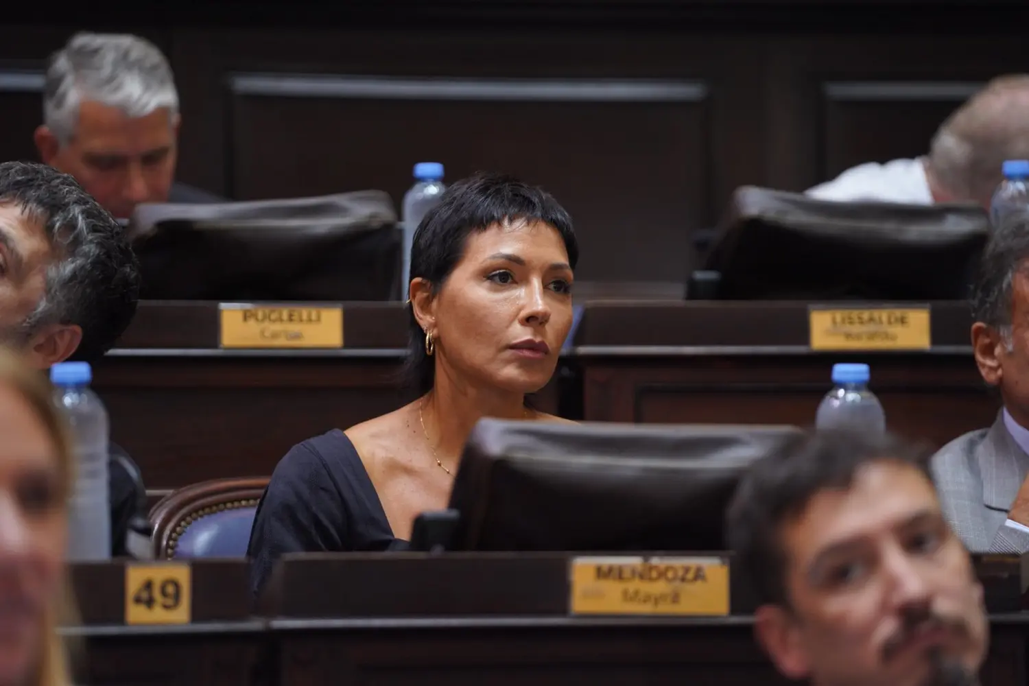 Mayra Mendoza cruzó a Kicillof por no reclamar la libertad de Cristina Kirchner y le recordó el desdoblamiento