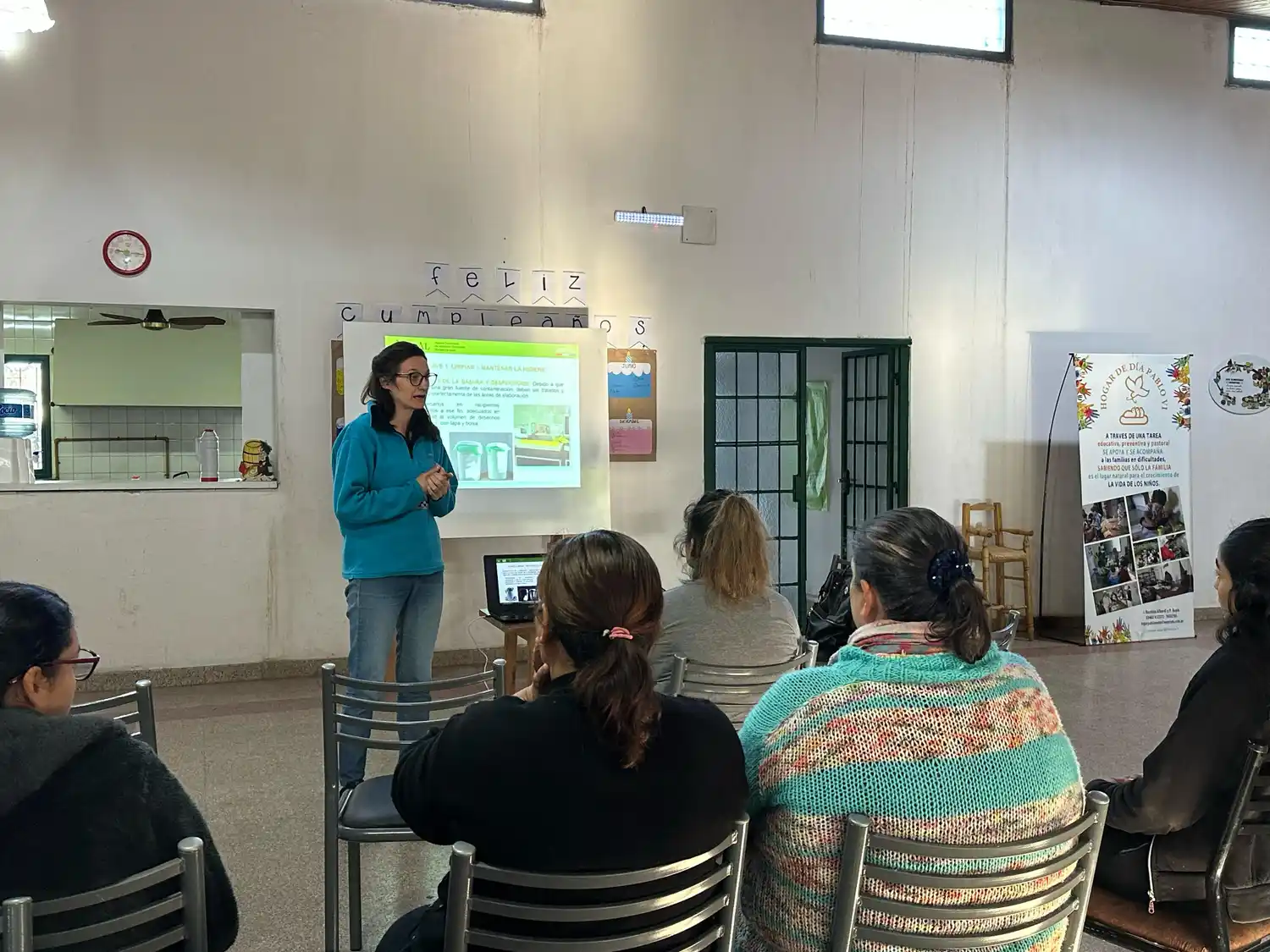 Personal del Hogar que formó parte de la capacitación.