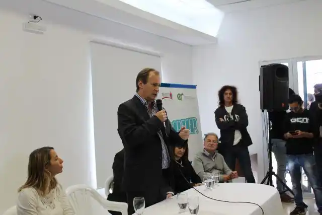 Gustavo Bordet y Laura Stratta realizaron diversas actividades en Gualeguay