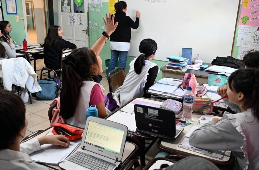 Cómo acceder a la ayuda escolar anual de $70.000 en marzo