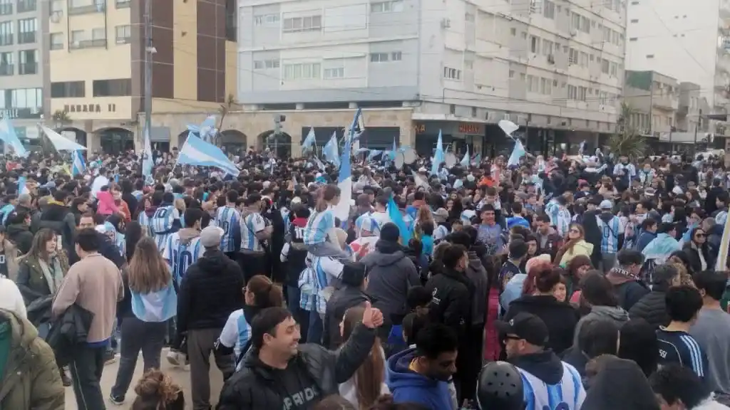 La ciudad celebró un paso más del equipo argentino en la Copa del Mundo 2026