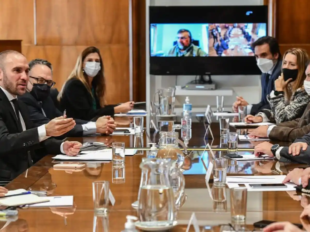 Eliminarán retenciones a exportaciones de servicios en 2022