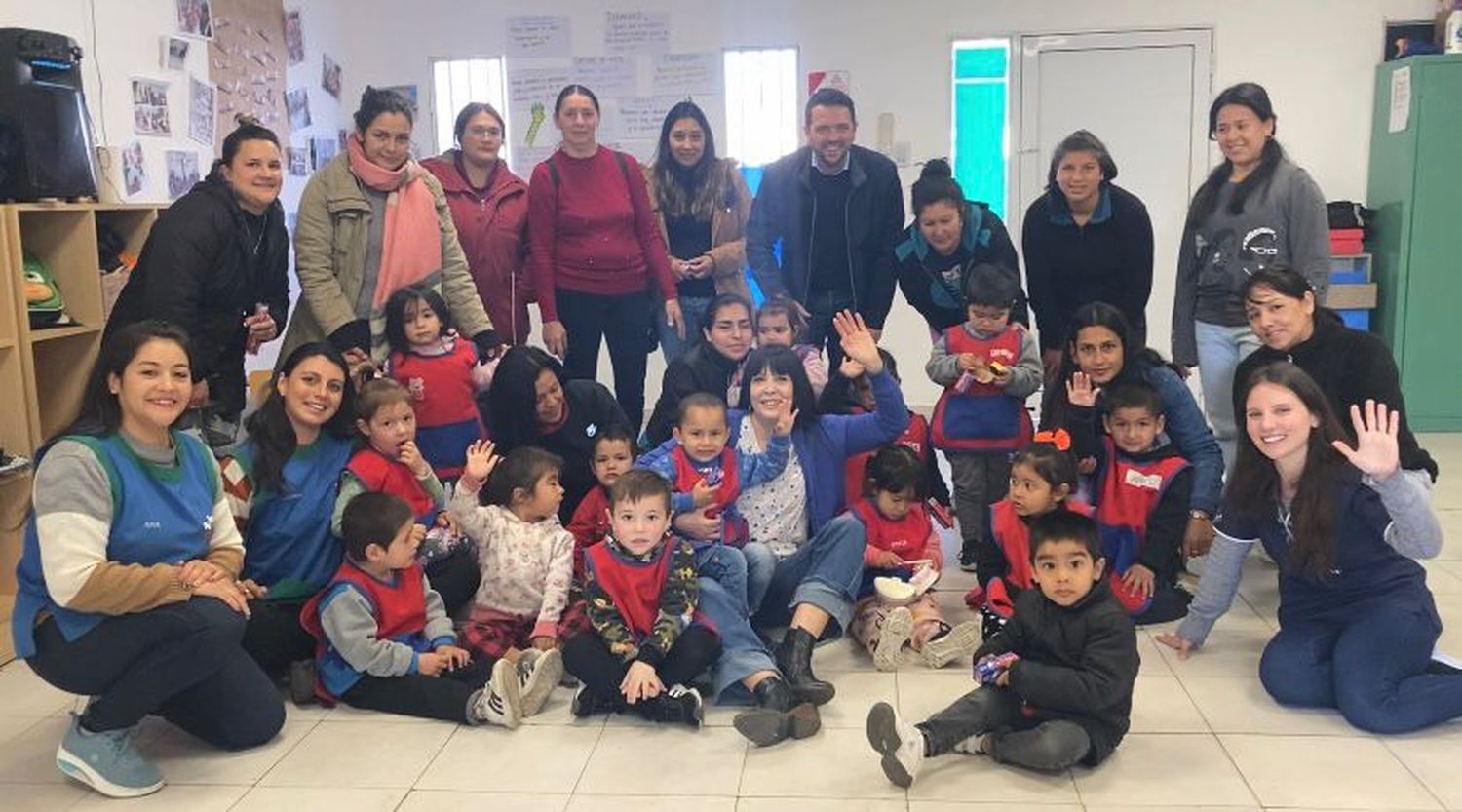 La actividad tuvo lugar en el Espacio de Primera Infancia “Rayuela” en el barrio Don Pedro de Avellaneda.