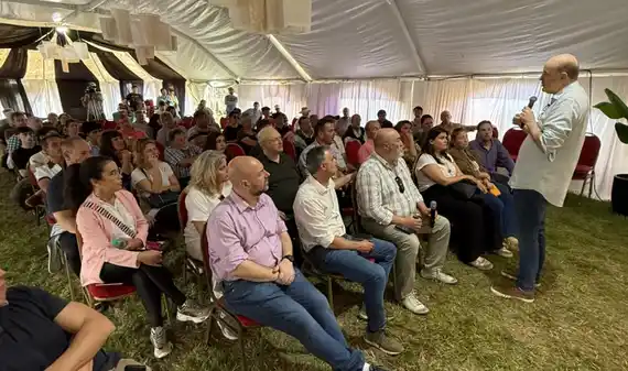 Sin previo aviso, el ministro de Desregulación, Federico Sturzenegger estuvo en Tandil y visitó Expotan