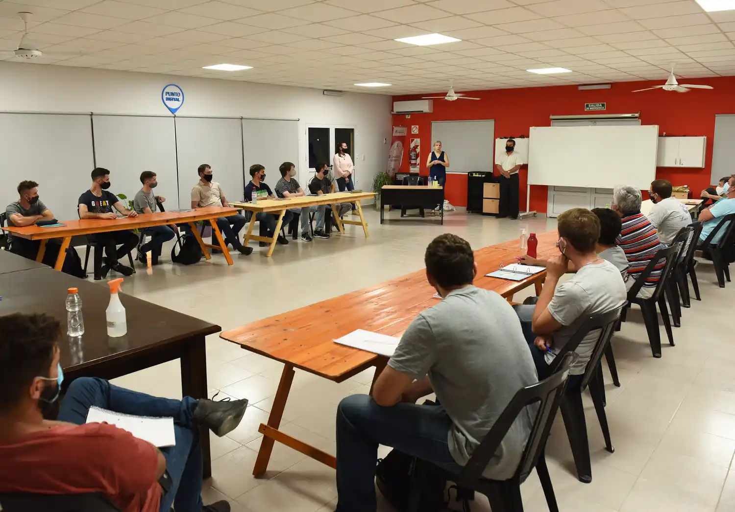 Comenzó el dictado de cursos de formación técnica a través de la U.T.N. regional Paraná