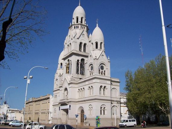 En Tandil, las campanas del Santísimo Sacramento celebraron la elección del nuevo Papa
