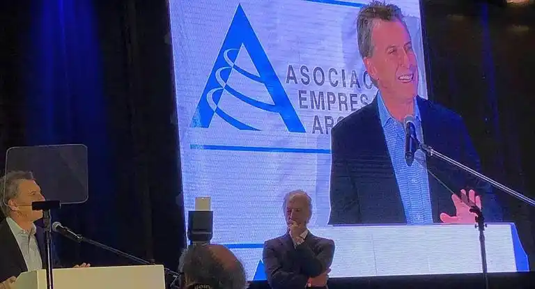 Macri a los empresarios: “Si se encuentran con un pedido indebido, tienen un Presidente al cual acudir”