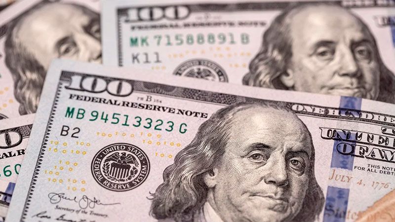 El dólar blue subió 25% en 2021 y el oficial, se incrementó 20,7% en el año