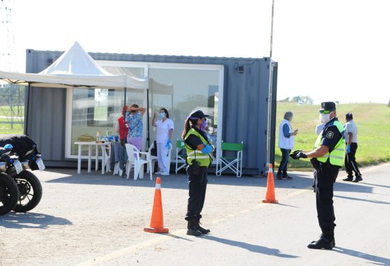 El flujo en los puestos de control sanitario también se vio disminuido 