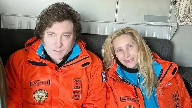 El presidente Javier Milei y su hermana Karina, rumbo a la Antártida