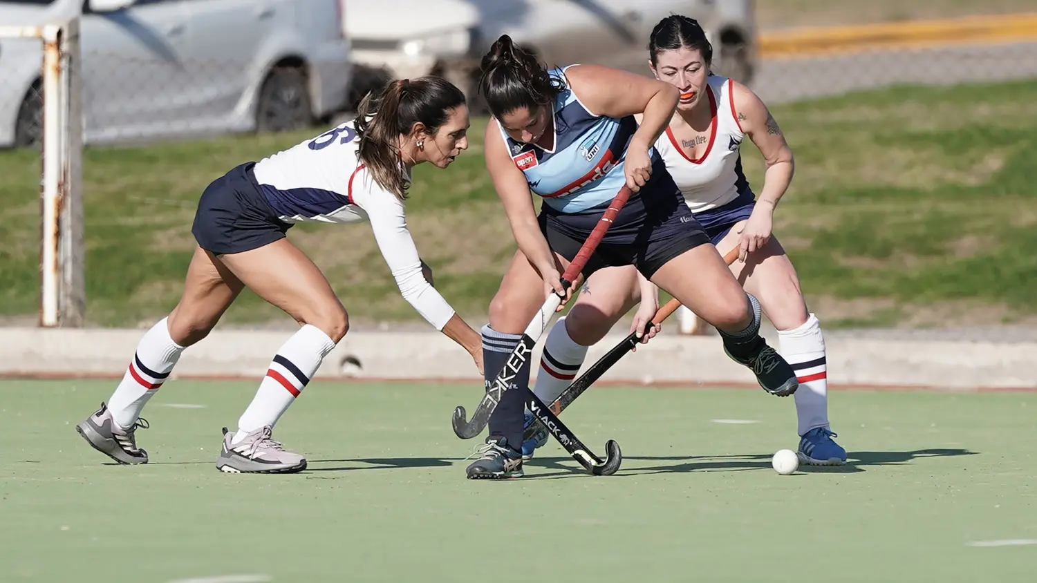 Del Valle volvió a ser local con su hockey y tuvo buenos resultados