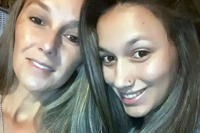 Un hombre mató a balazos a su novia y a su  suegra y se fugó a Brasil