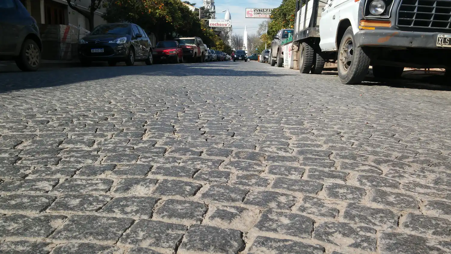Concejales de Hechos-Alternativa Tandil, a favor de preservar las calles de granitullo de Tandil