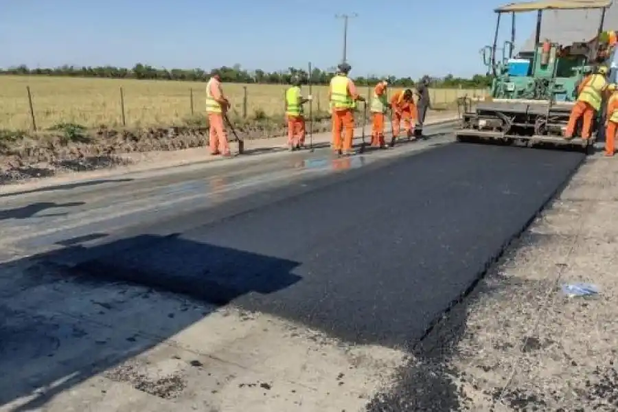 Se aprobó un plan a 12 años para pavimentar el acceso a 46 pueblos de la provincia