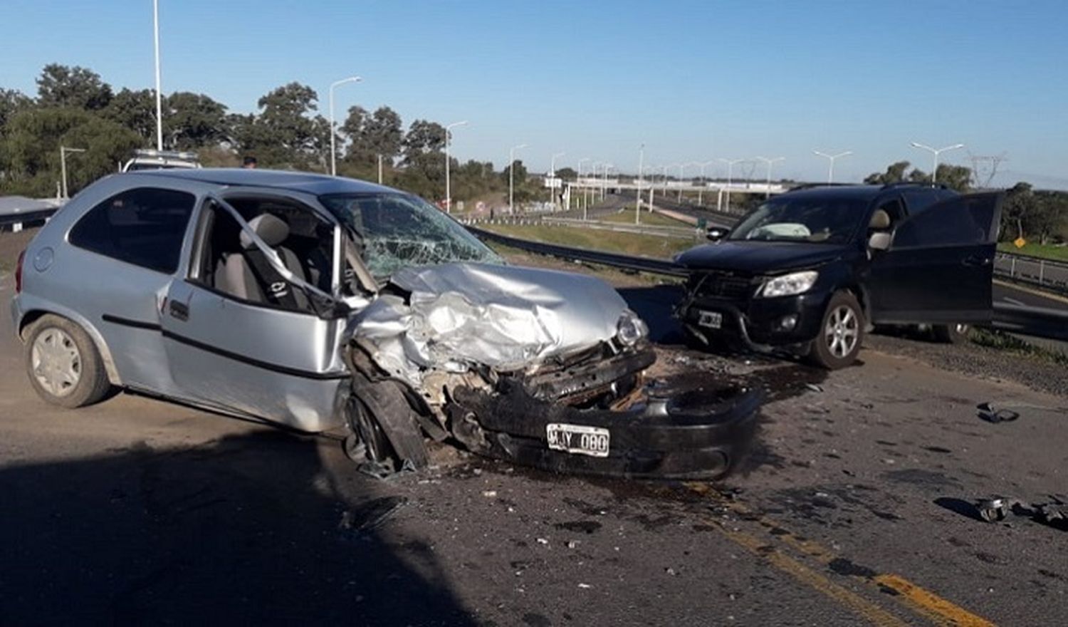 Un hombre ingresó en el Hospital tras fuerte choque en la Ruta 12