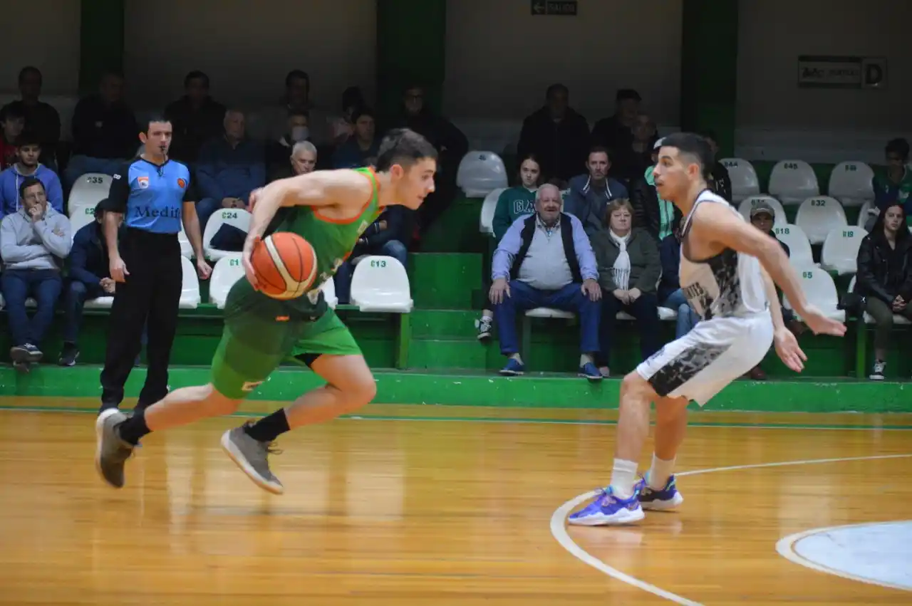 El Estudiantes de Yarza forzó un quinto partido