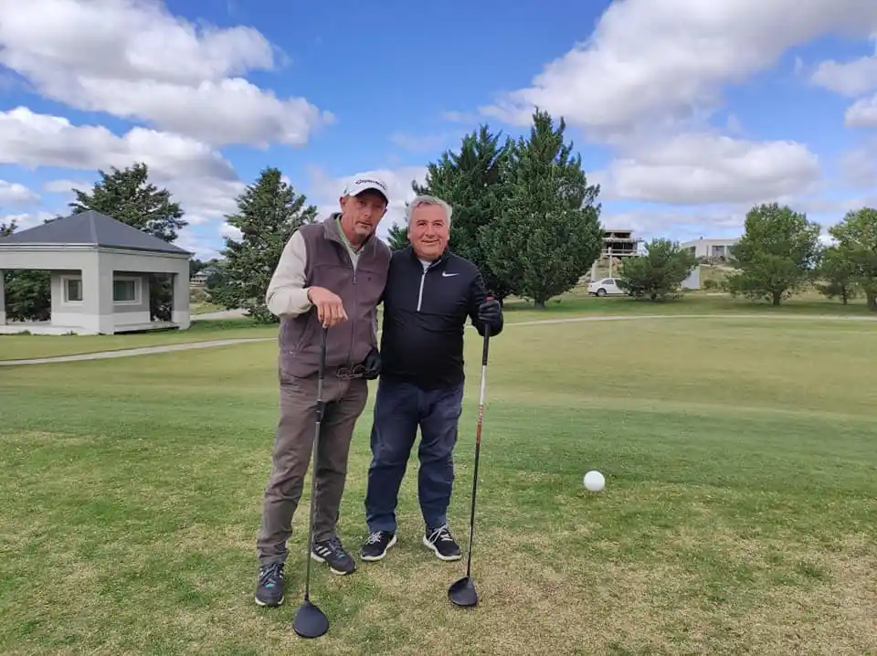 Favre ganó la sexta fecha del Grand Prix de invierno