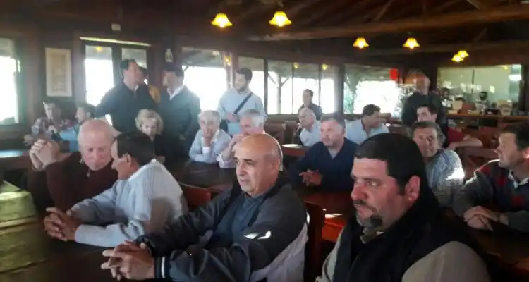 Reunión por seguridad: Autoridades municipales, judiciales y policiales dan respuestas a vecinos