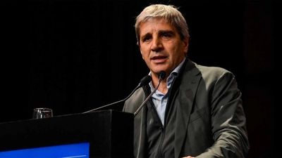 Caputo anunció una nueva etapa de reformas económicas y descartó una devaluación