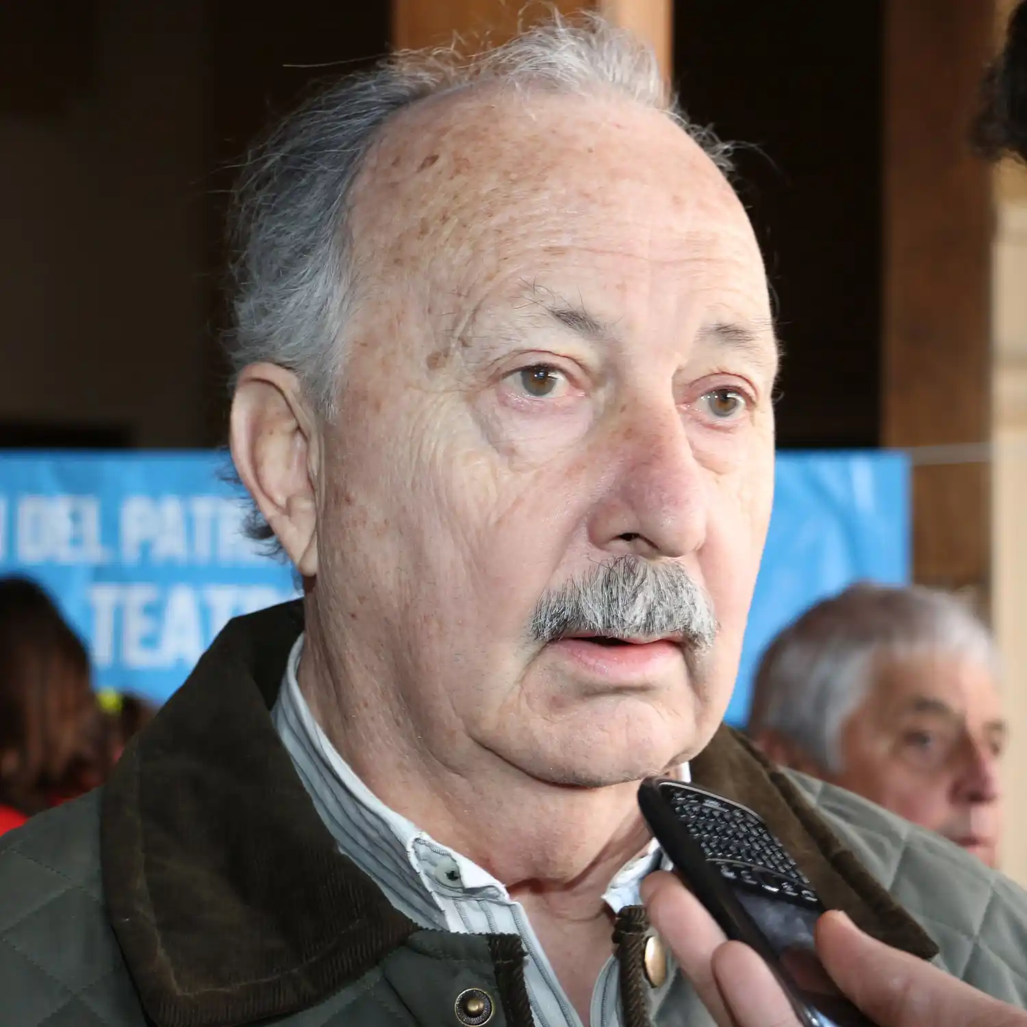 “No aliento que se vayan a vivir a España porque se van a encontrar con dificultades”