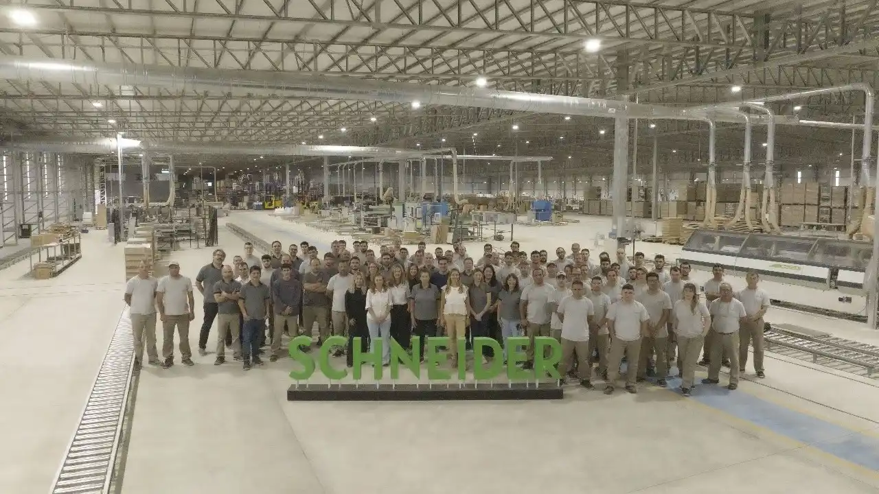 Schneider SRL celebra dos décadas de historia, innovación y trabajo argentino desde Crespo para todo el país