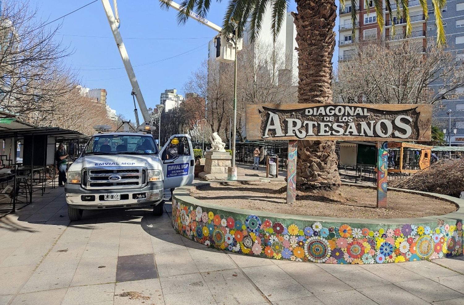 Realizan obras en el Paseo de los Artesanos