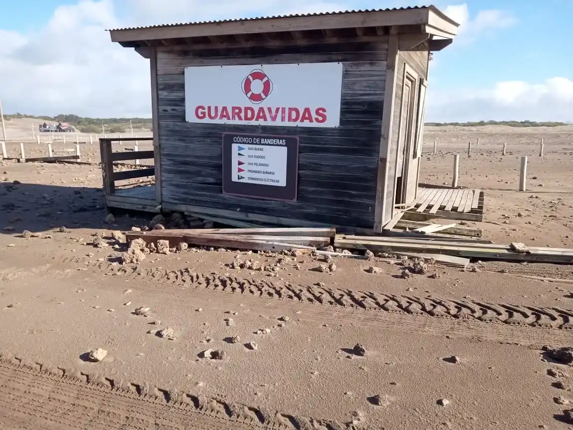 Temporal. Afectó el refugio de guardavidas de San Cayetano