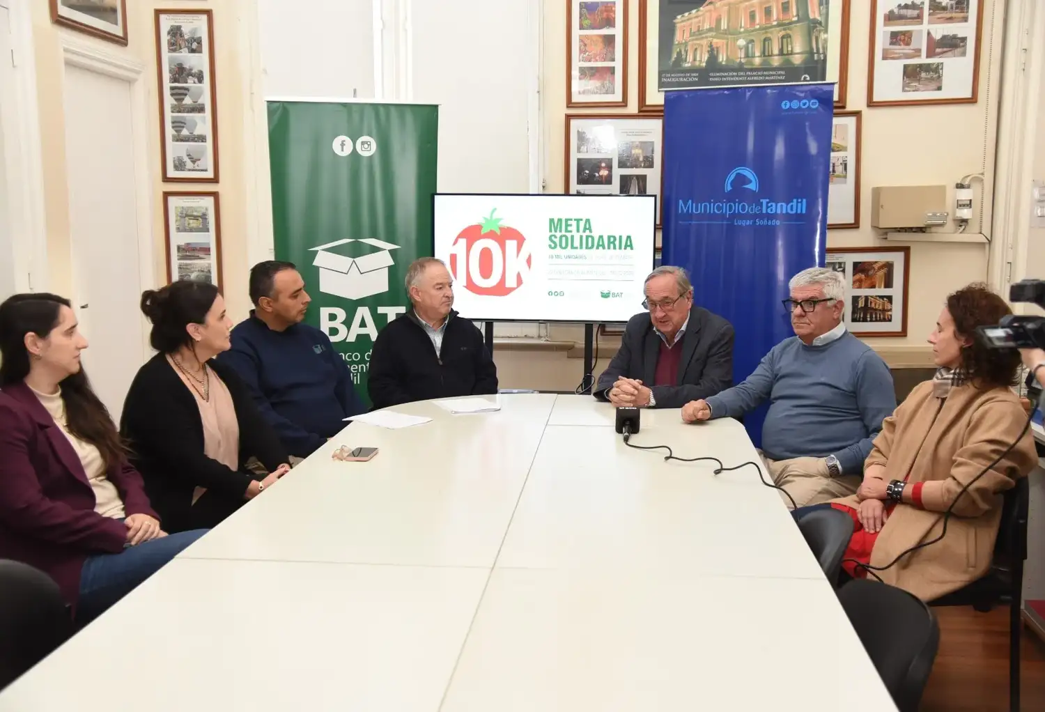 La campaña fue presentada oficialmente en conferencia de prensa, con el acompañamiento del intendente Miguel Lunghi.