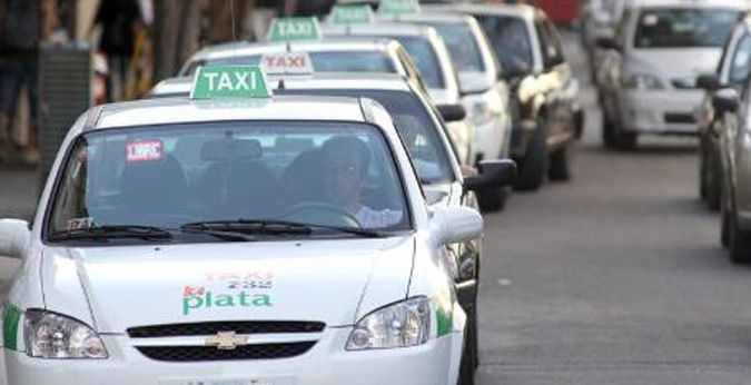 La Plata: Aumenta un 25 por ciento la tarifa de los taxis