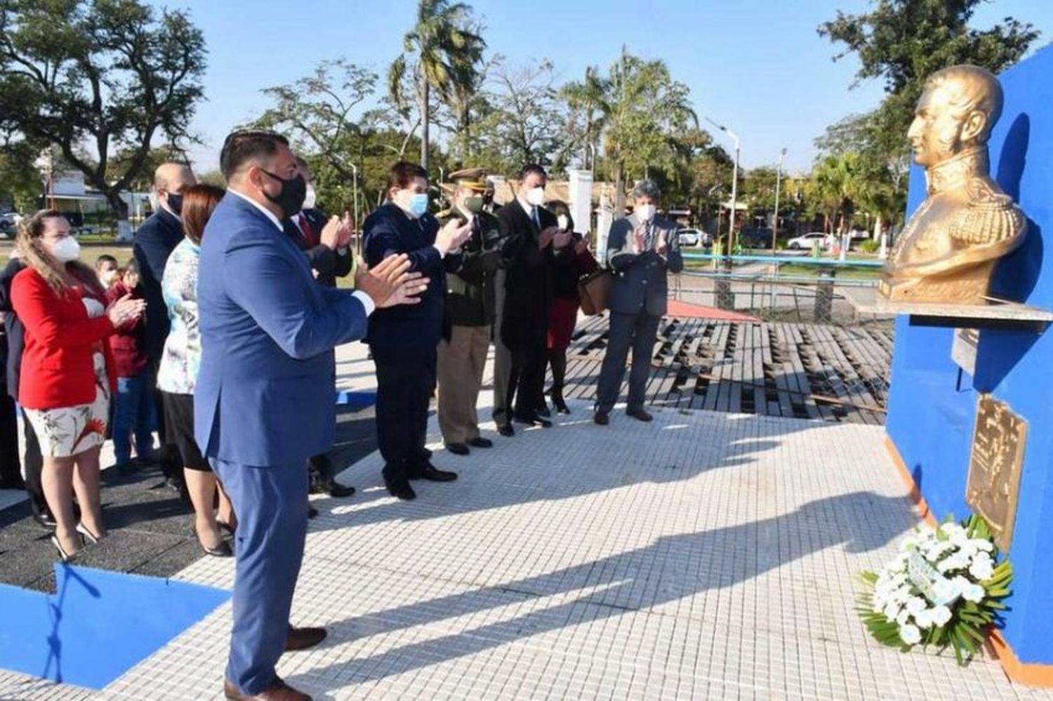 Celauro encabezó acto por el 205.º aniversario de la declaración de la independencia