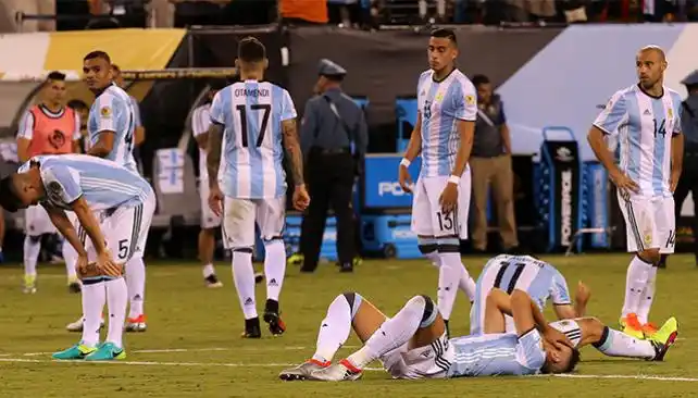 Argentina, sin chances de jugar la Copa  Confederaciones