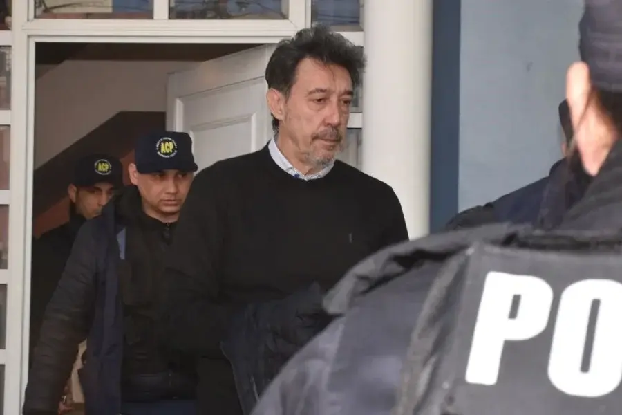 "Apretada" en Colón: detuvieron al vicepresidente Darrás y al jefe de la barra