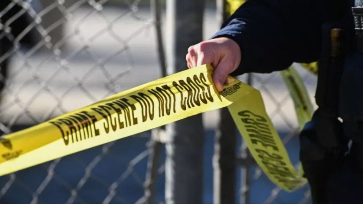Dos muertos y al menos seis heridos dejó tiroteo en un centro comercial de Miami