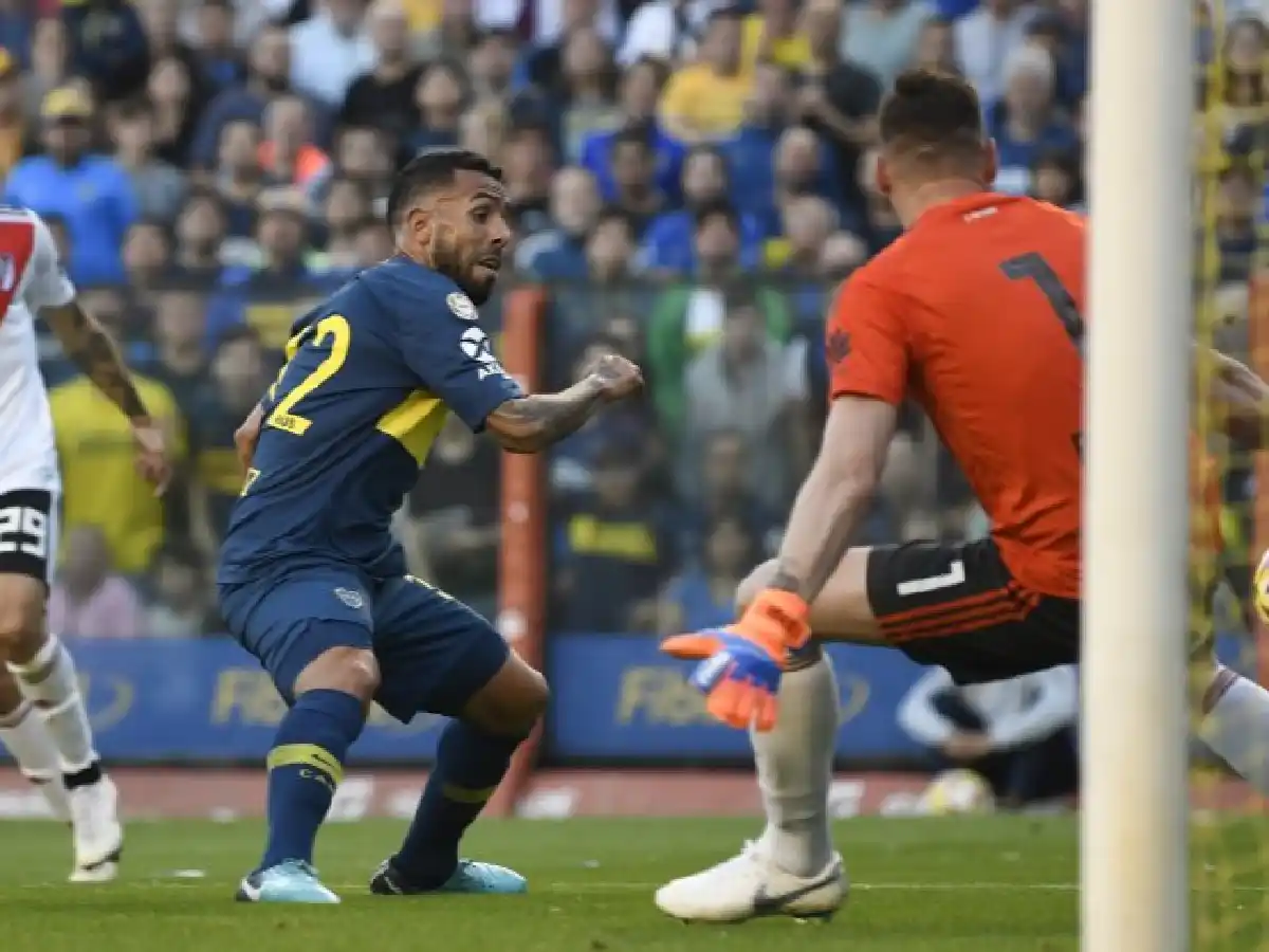 Gallardo y Alfaro empiezan a pensar en el Superclásico de la Superliga